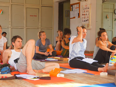 Yoga Teache Ttraining